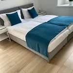 Apartamento Przystanek Komuny Paryskiej - 3 M 1 *