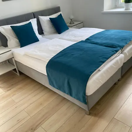 Apartamento Przystanek Komuny Paryskiej - 3 M 1 *