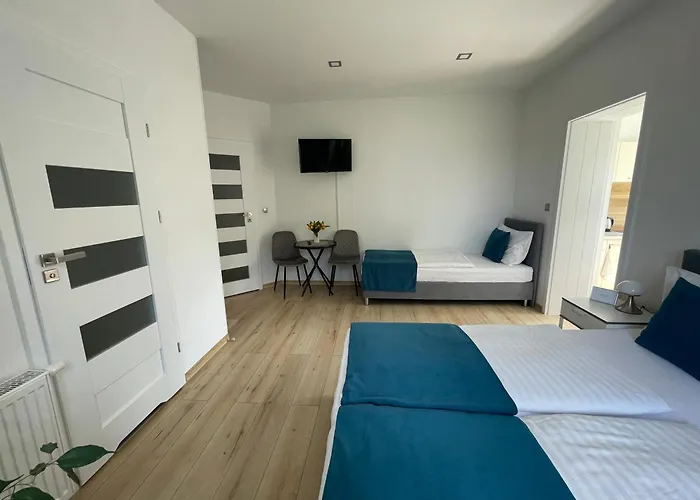 Przystanek Komuny Paryskiej - 3 M 1 Apartment