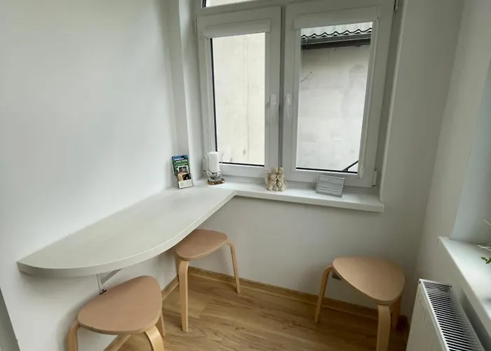 Przystanek Komuny Paryskiej - 3 M 1 Apartment